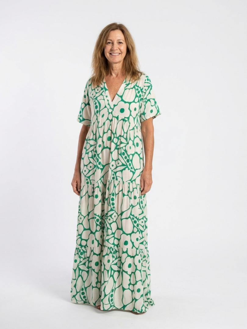 ZULEIKA | SHORT SLEEVE V NECK FLORAL MIDI DRESS